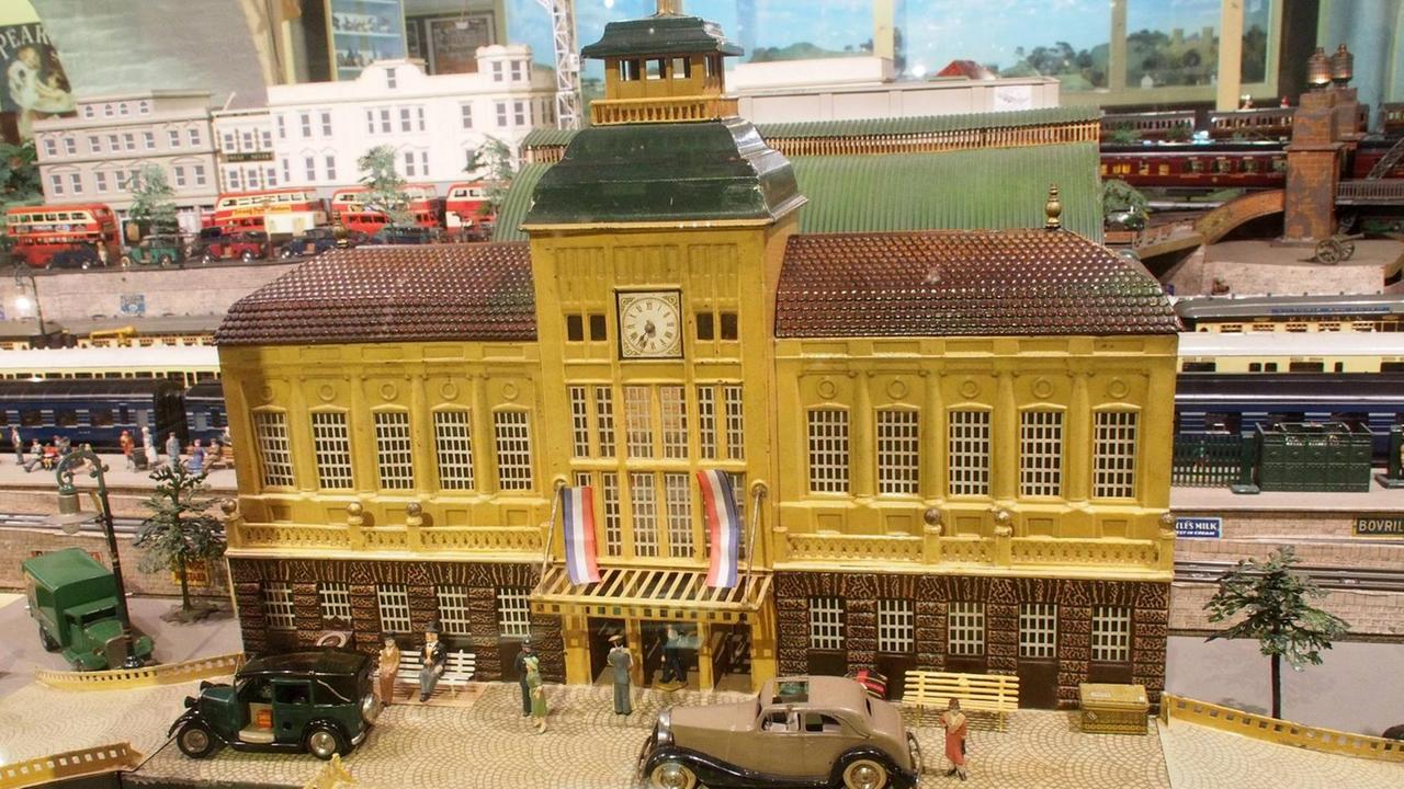 Märklin Bahnhofsgebäude Märklin Bahnhofsgebäude