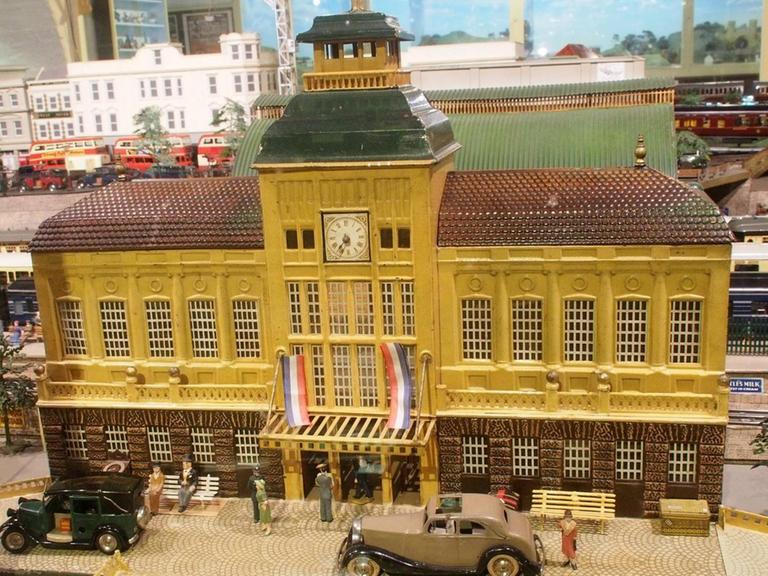 Märklin Bahnhofsgebäude
