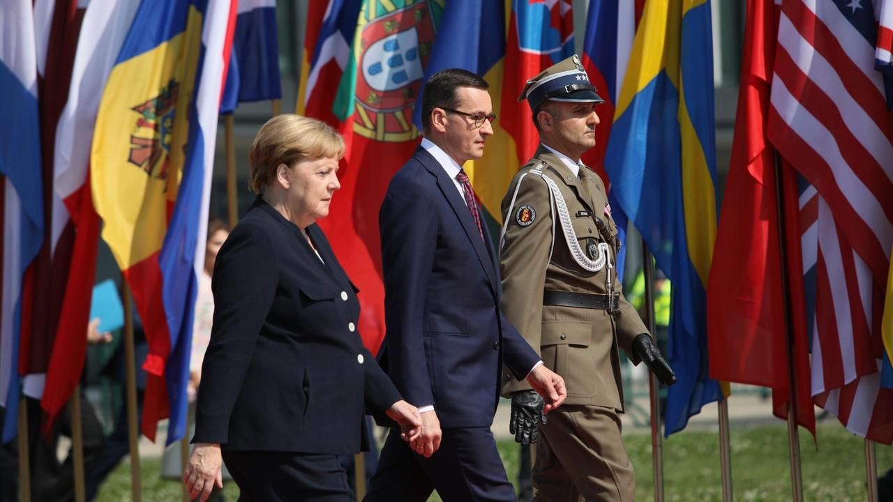 Angela Merkel, Bundeskanzlerin von Deutschland, und Mateusz Morawiecki  Ministerpräsident der Republik Polen, treffen zur Gedenkfeier anlässlich des 80. Jahrestages des Ausbruchs des Zweiten Weltkriegs in Warschau ein.