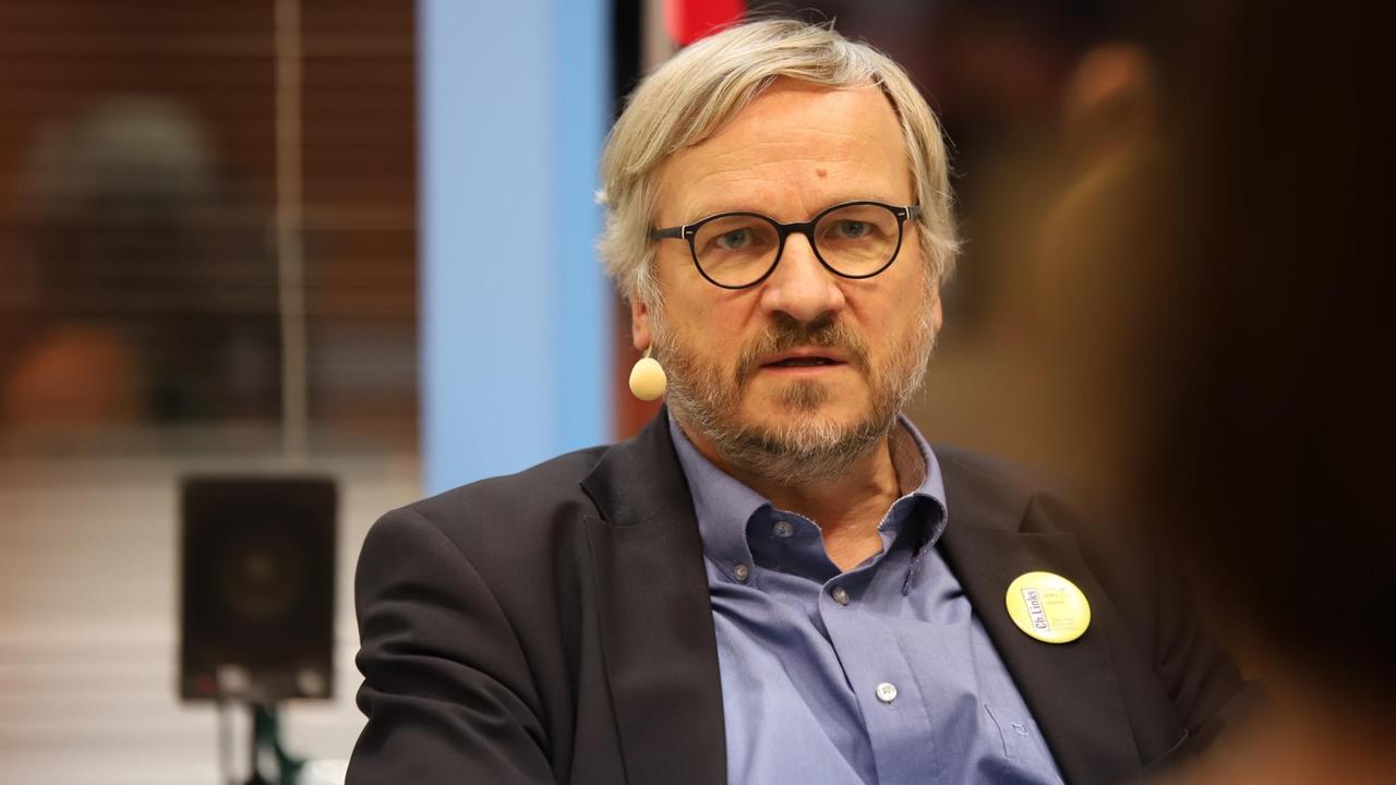 Christoph Links im Gespräch Christoph Links im Gespräch