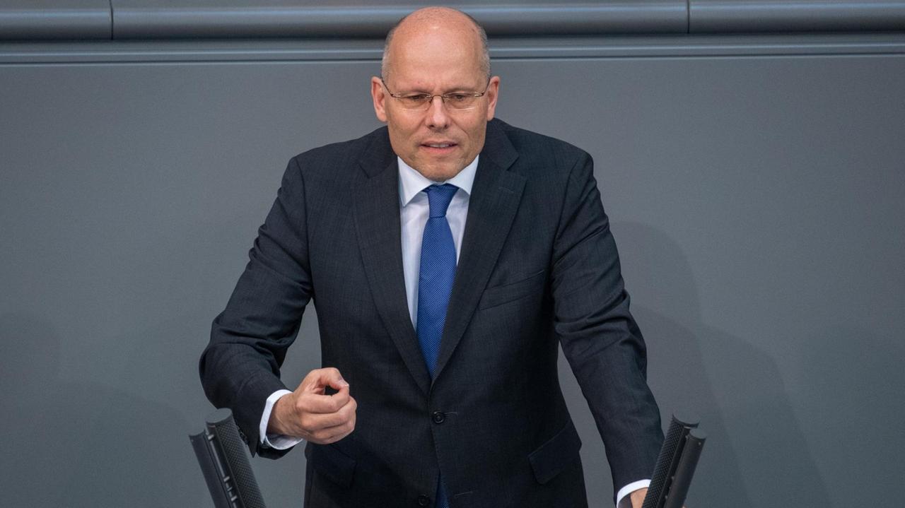 Peter Beyer (CDU) spricht im Bundestag Peter Beyer (CDU) spricht im Bundestag