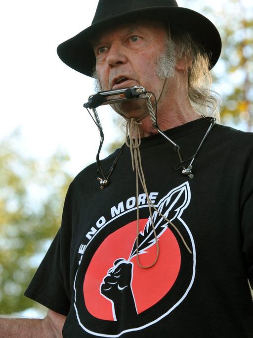 Neil Young bei einem Auftritt im September 2014.