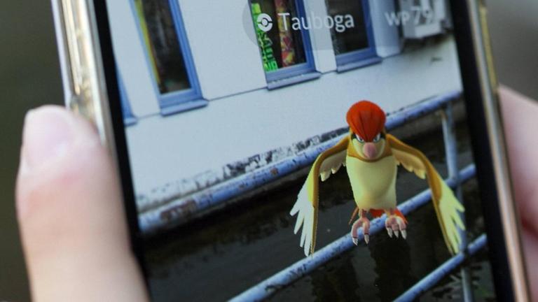 Würde das Smartphone-Spiel "Pokémon Go" Schüler zu sehr vom Unterricht ablenken?