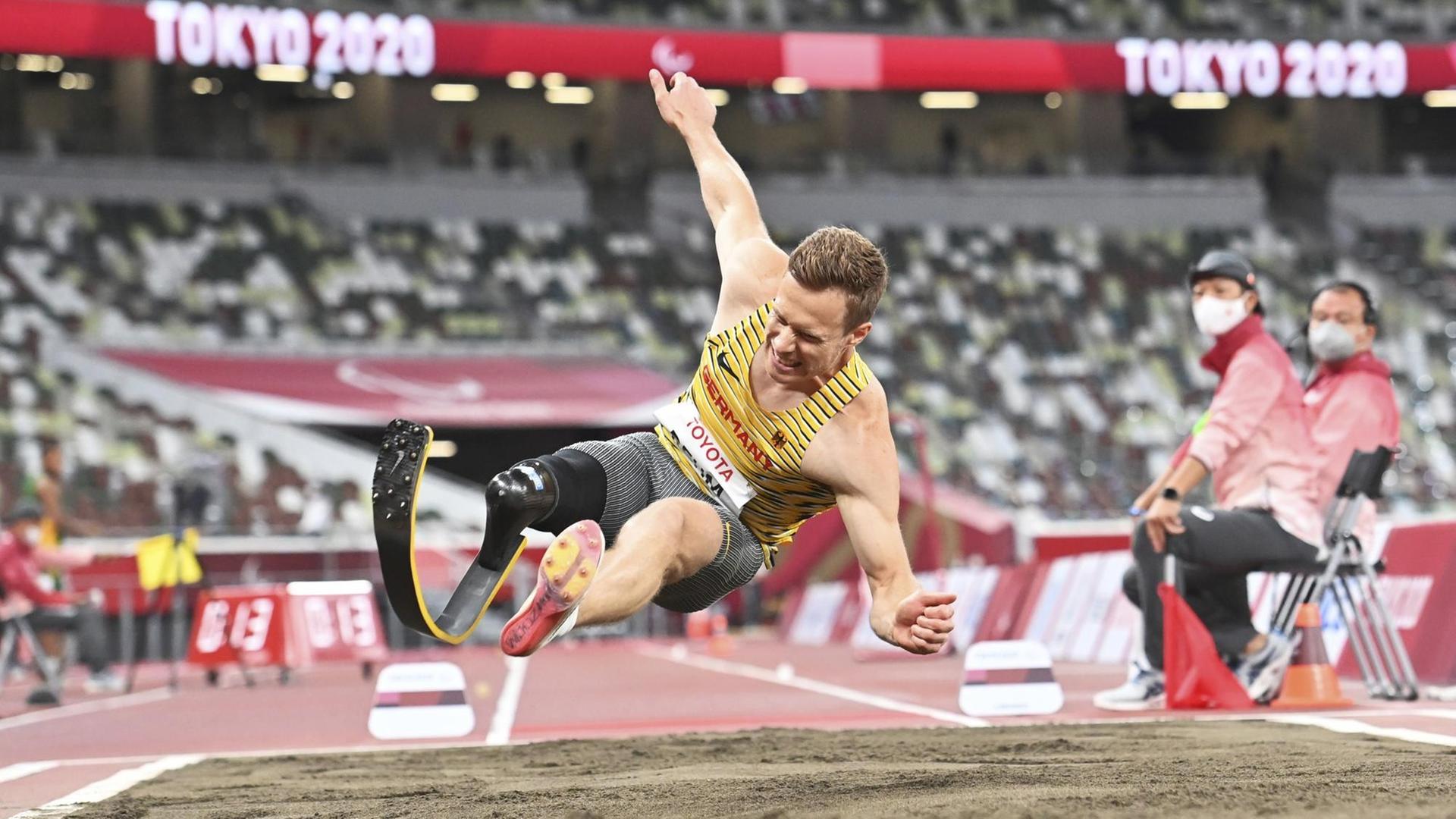 Paralympics 2020 in Tokio: Markus Rehm beim Weitsprung Paralympics 2020 in Tokio: Markus Rehm beim Weitsprung