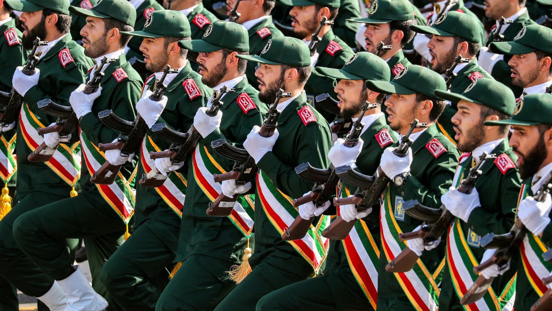 Revolutionsgarden - Iran kündigt nach Ermordung von Oberst Chodai Vergeltung an