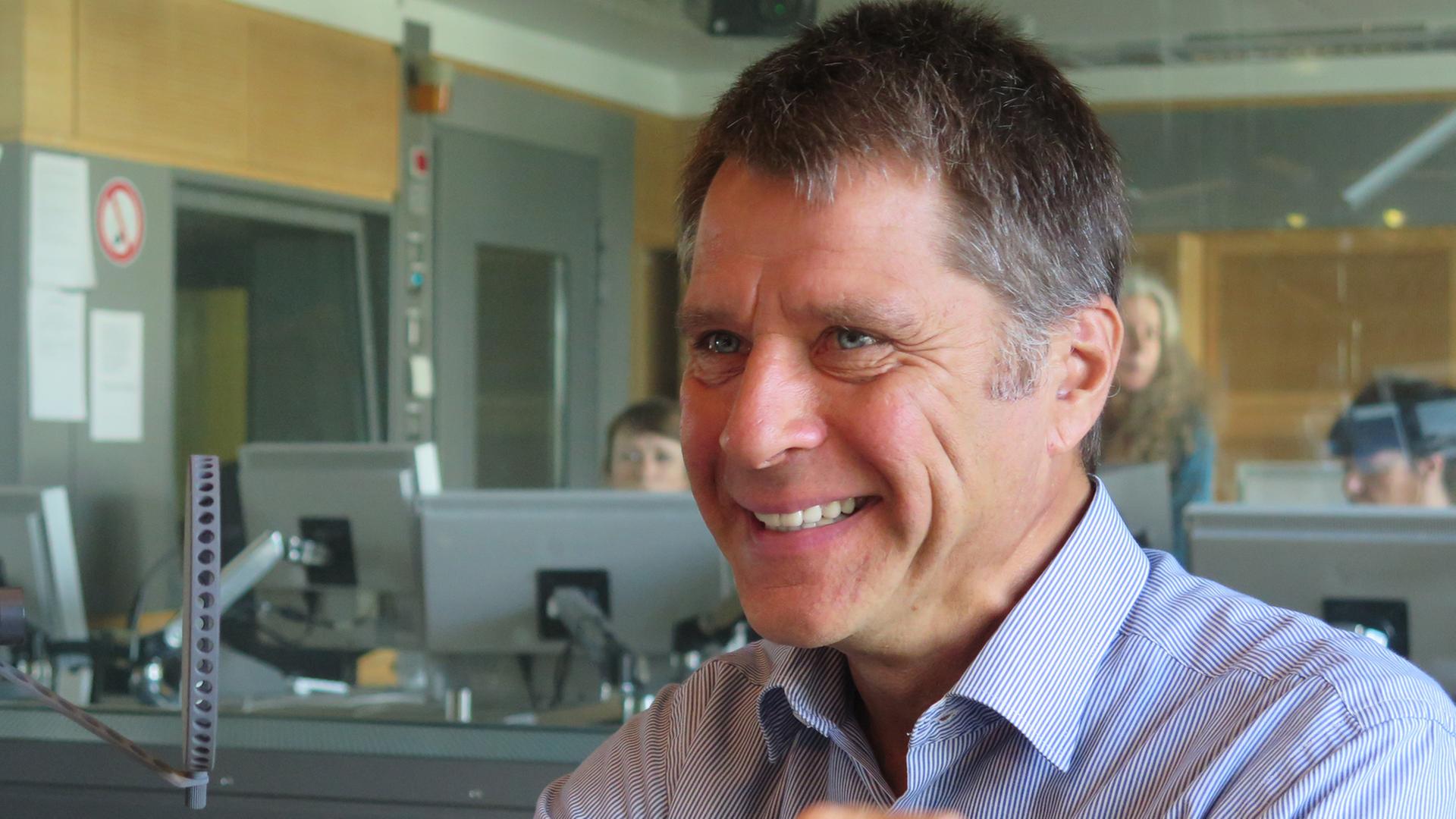 Winrich Hopp, der künstlerischer Leiter des Musikfest Berlin, zu Gast im Studio von Deutschlandradio Kultur. Winrich Hopp, der künstlerischer Leiter des Musikfest Berlin, zu Gast im Studio von Deutschlandradio Kultur.