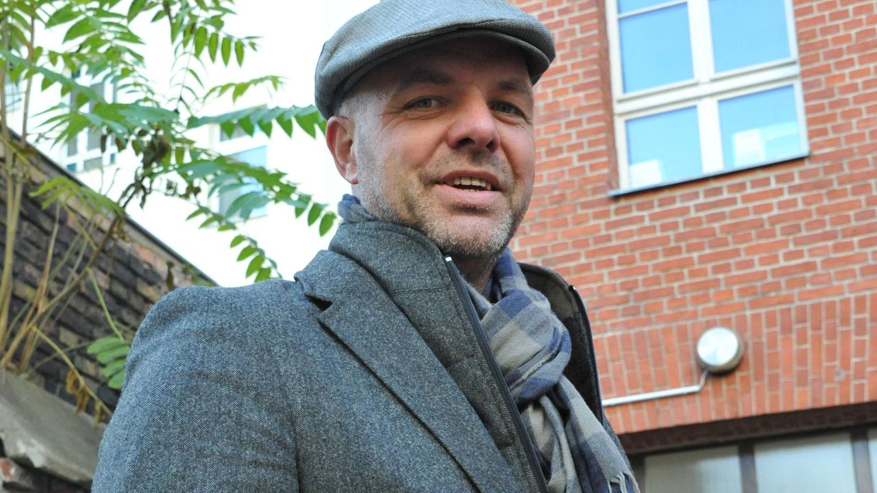 Der Architekt Andreas Becher im Porträt Der Architekt Andreas Becher im Porträt