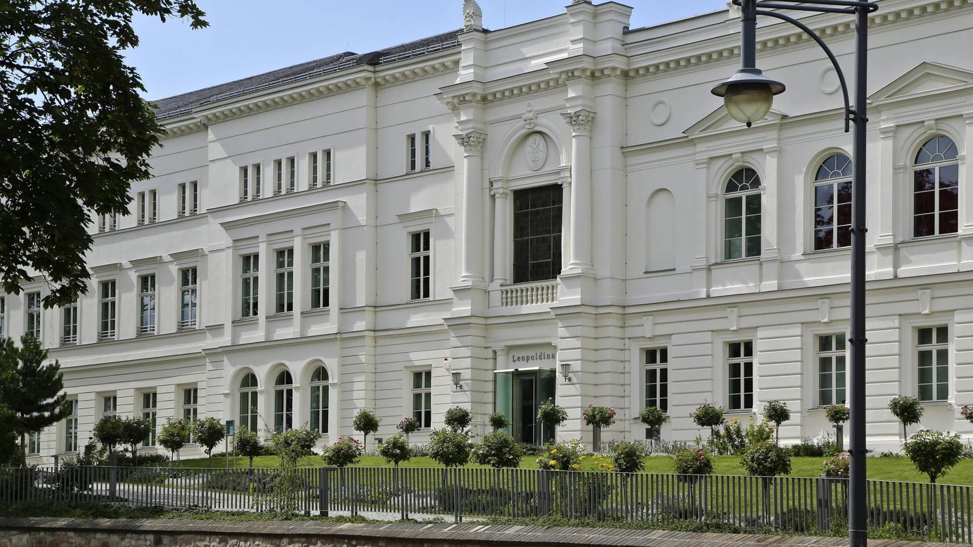 Die Leopoldina, die Nationale Akademie der Wissenschaften, in Halle an der Saale. Die Leopoldina, die Nationale Akademie der Wissenschaften, in Halle an der Saale.