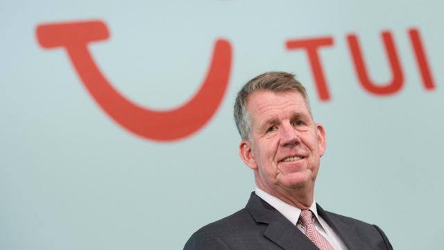 Der Vorstandsvorsitzende der TUI AG, Friedrich Joussen, kommt zu der Hauptversammlung der TUI AG in Hannover.