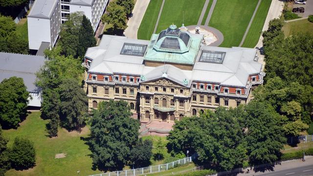 Luftbild Bundesgerichtshof (BGH) in Karlsruhe (Baden-Württemberg) aufgenommen am 06.06.2014.