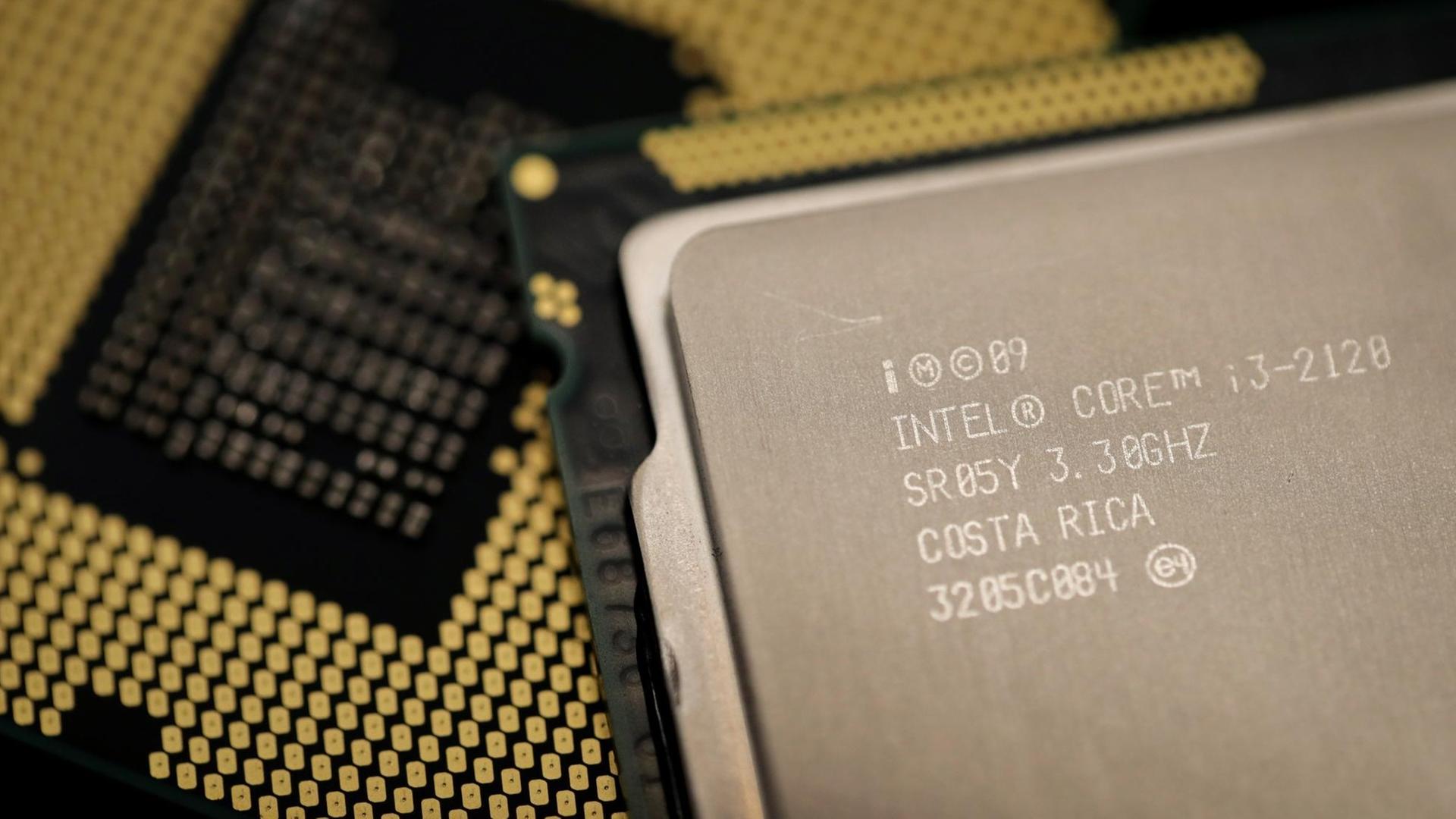 Computer-Prozessoren der Firma Intel. Computer-Prozessoren der Firma Intel.
