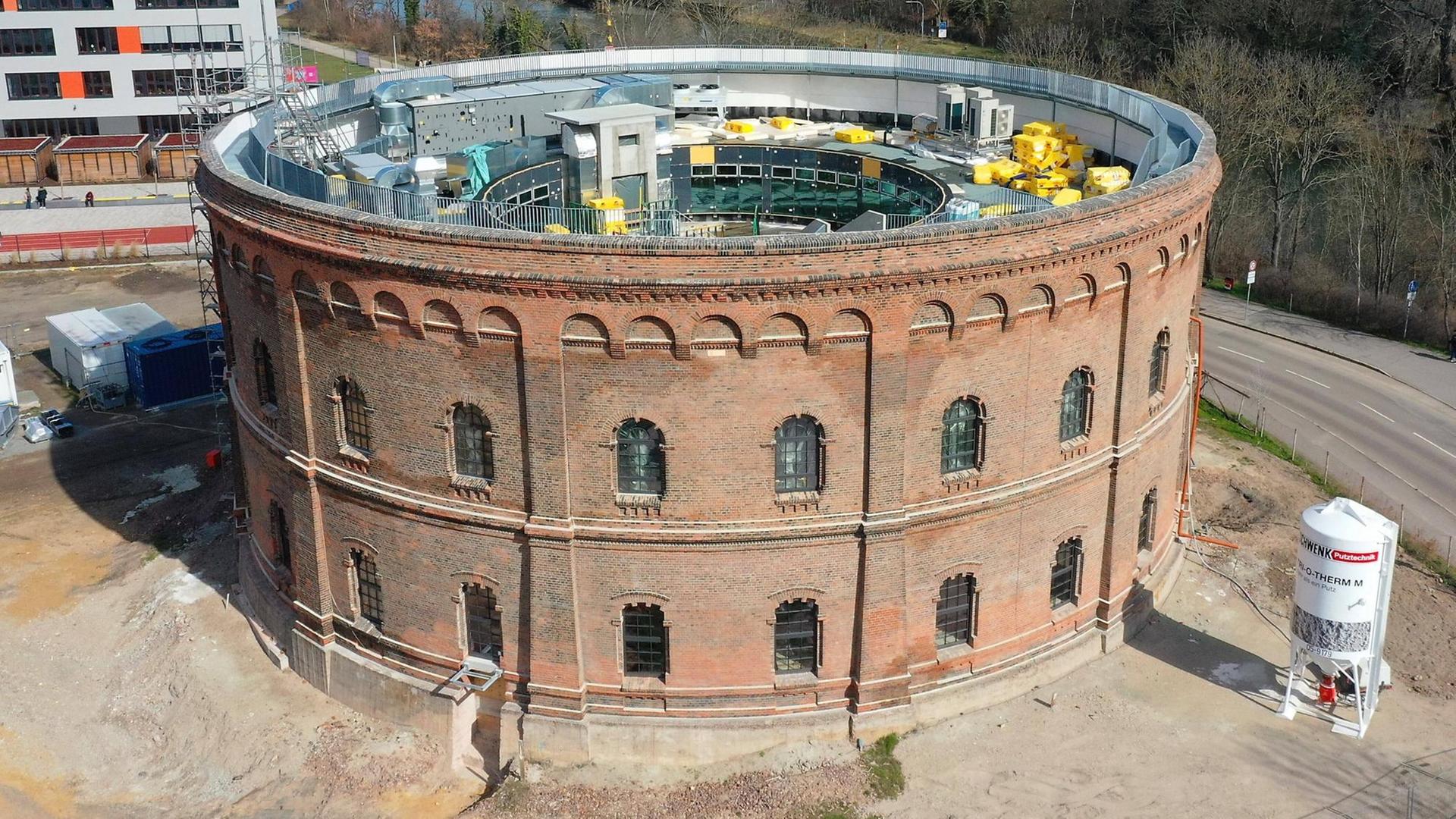 Luftaufnahme des Planetariums Halle am Holzplatz