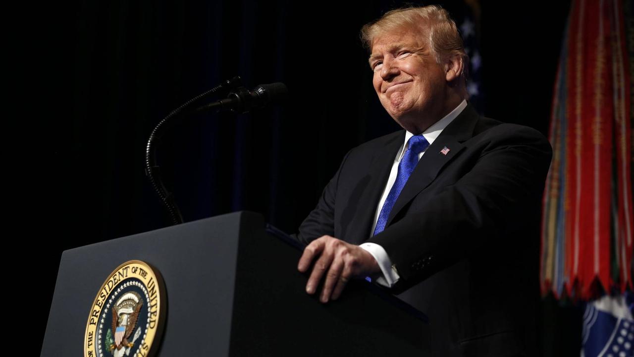 US-Präsident Donald J. Trump am Rednerpult im Pentagon am 17.1.2019 US-Präsident Donald J. Trump am Rednerpult im Pentagon am 17.1.2019