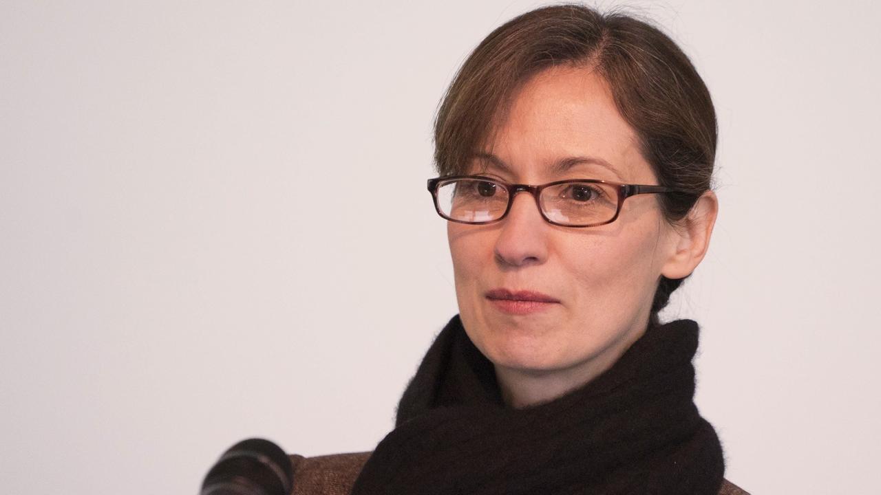 Porträtaufnahme der Politik- und Kommunikationswissenschaftlerin Paula Diehl Porträtaufnahme der Politik- und Kommunikationswissenschaftlerin Paula Diehl