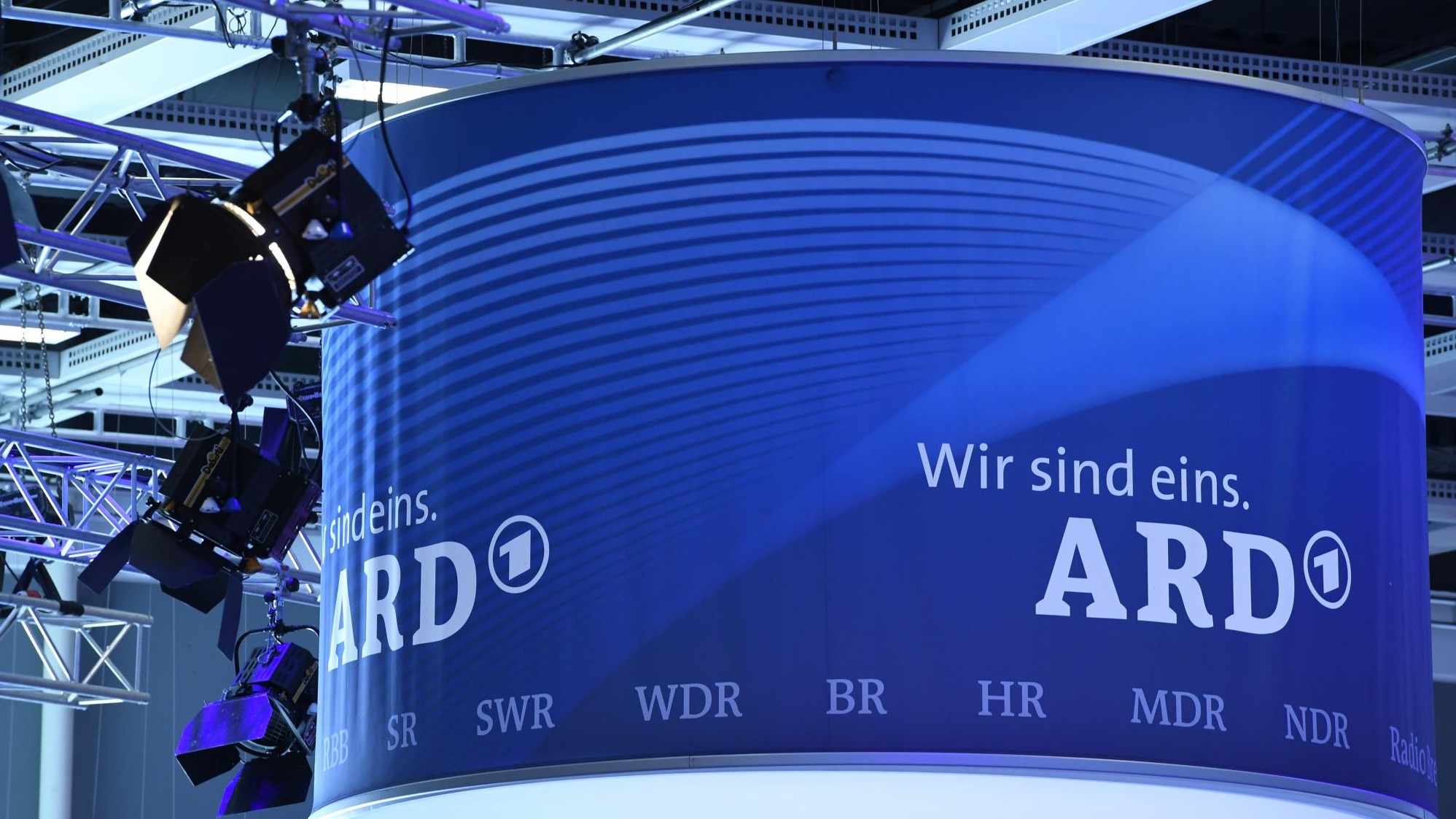 www.deutschlandfunk.de