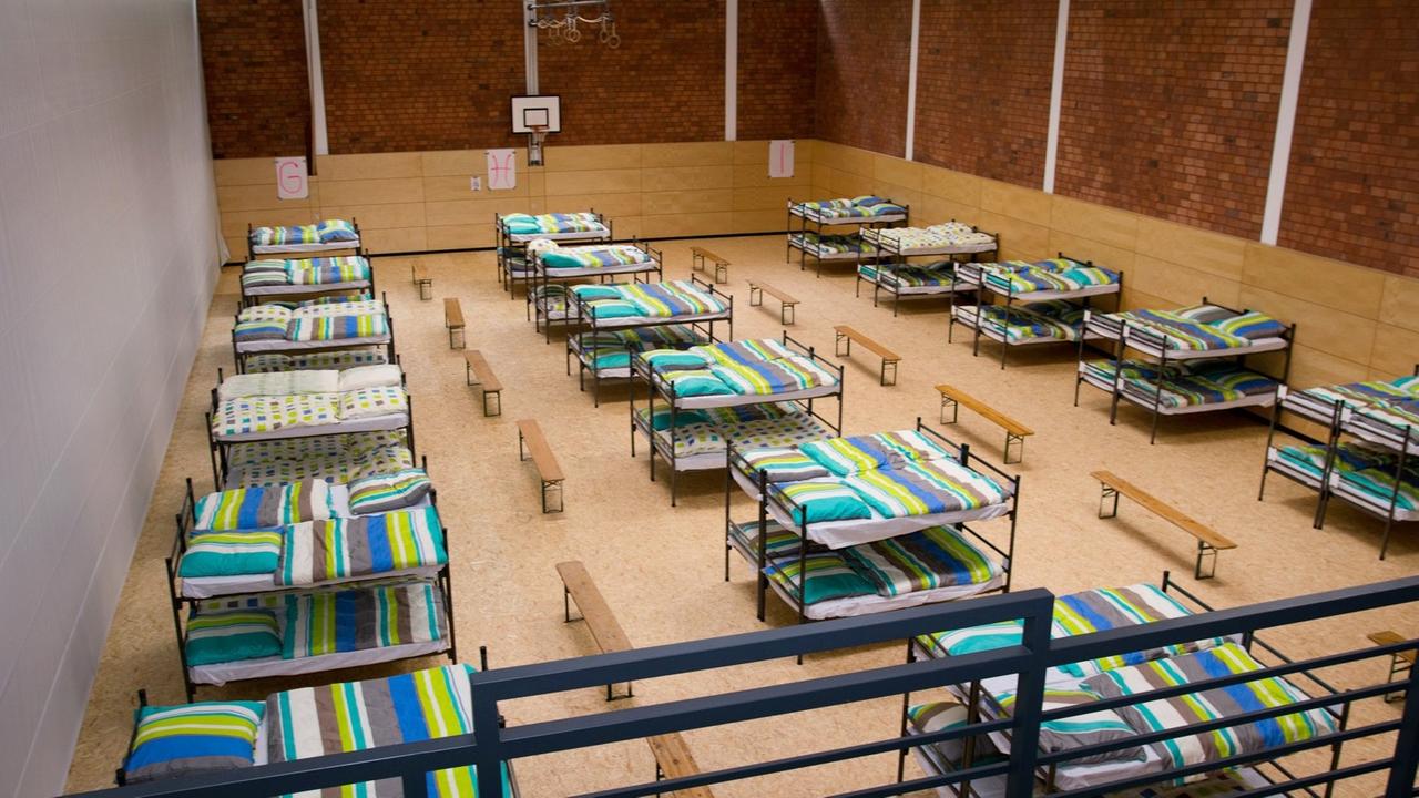 Eine Notunterkunft für Flüchtlinge Eine Notunterkunft für Flüchtlinge