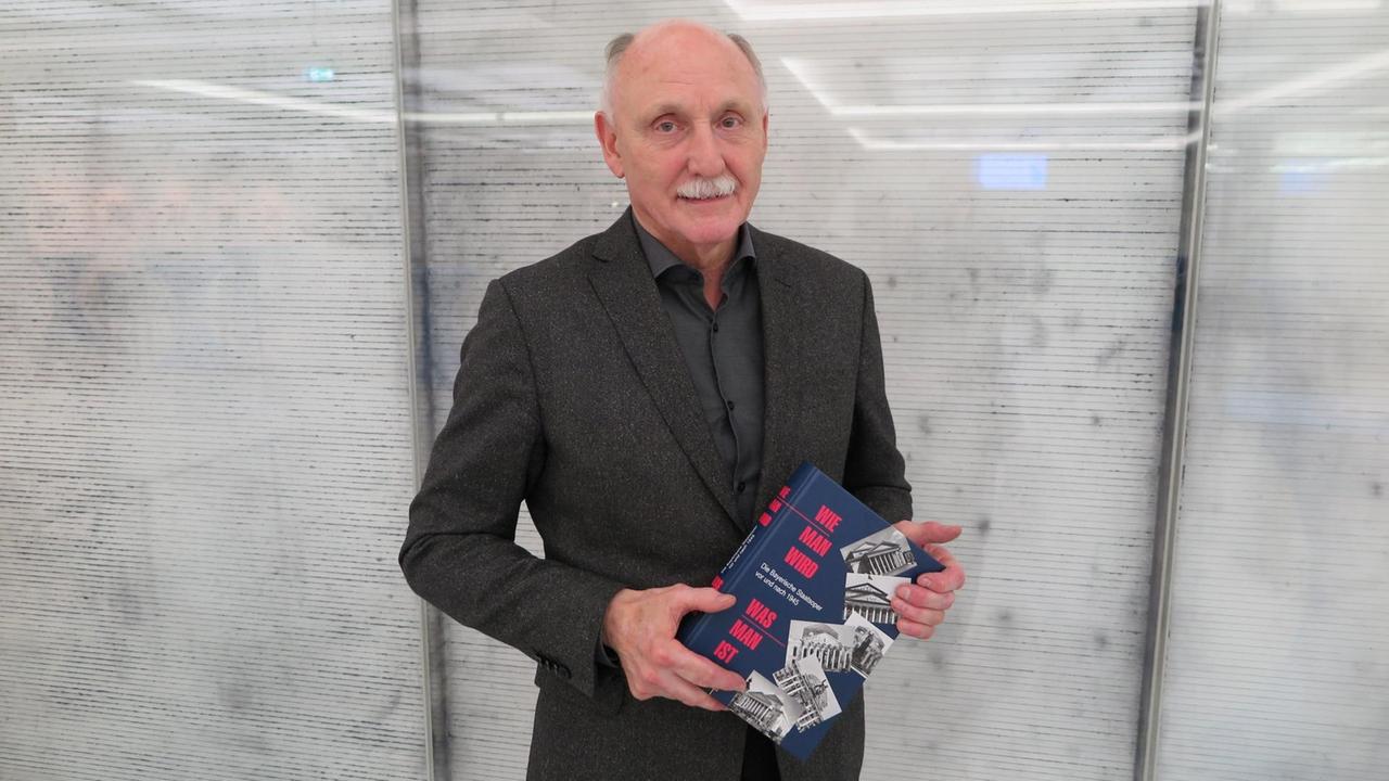 Theaterwissenschaftler Jürgen Schläder Theaterwissenschaftler Jürgen Schläder