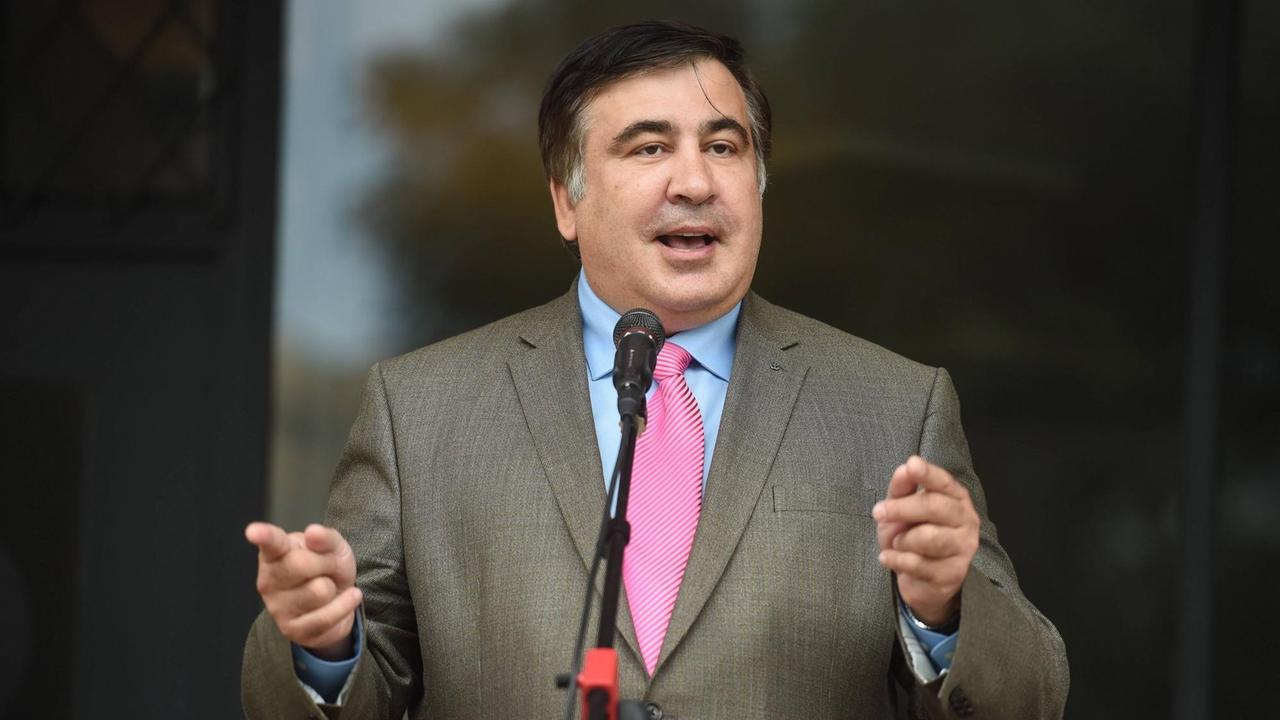 Der ehemalige Präsident Georgiens, Micheil Saakaschwili spricht am 3. August 2017 an einer Gedenkveranstaltung zum 73. Jahrestag des Warschauer Aufstands.