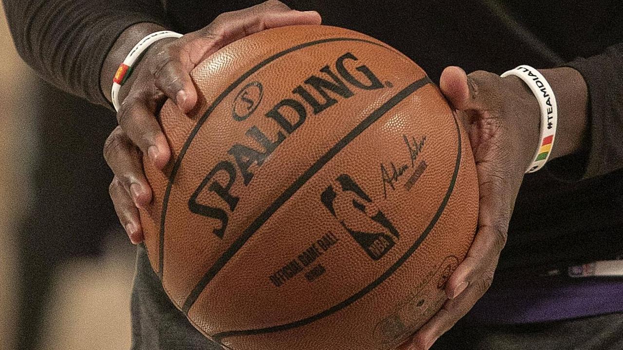Ein Basketball in der NBA. Ein Basketball in der NBA.