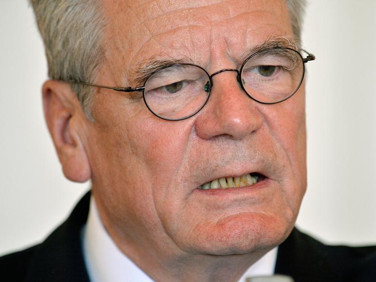 Bundespräsident Gauck: "Im Kampf um die Menschenrechte sei es erforderlich, auch zu den Waffen zu greifen"