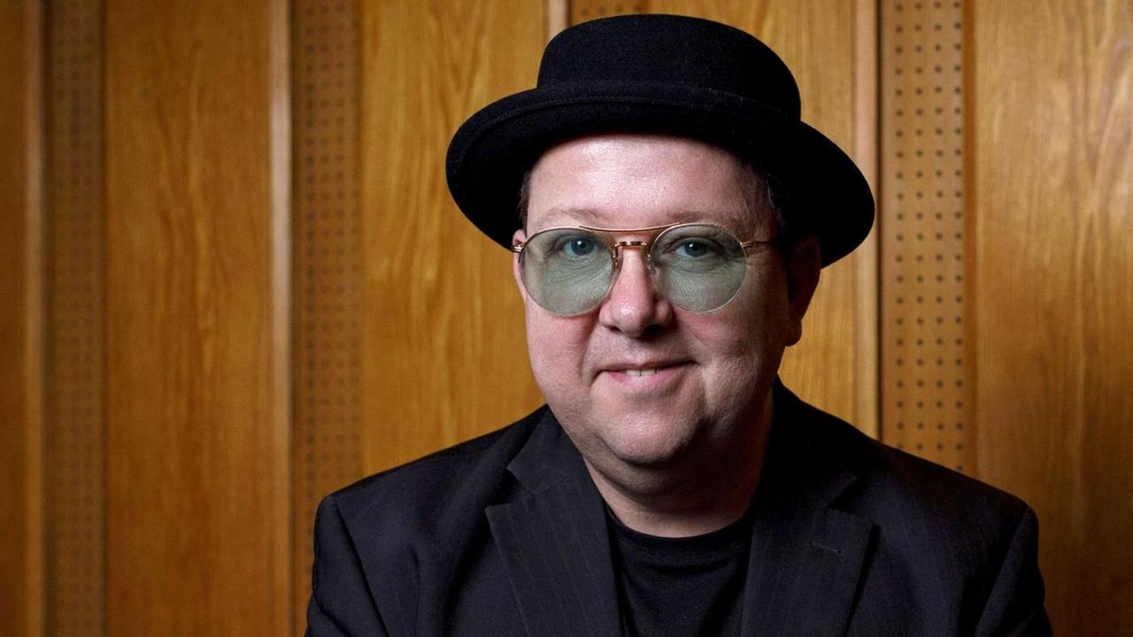 Sebastian Krumbiegel im April bei der Verleihung des Lew Kopelew Preis für Frieden und Menschenrechte 2019 in Köln. Sebastian Krumbiegel im April bei der Verleihung des Lew Kopelew Preis für Frieden und Menschenrechte 2019 in Köln.