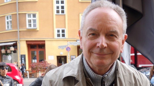 Im Bild ist der Verleger Manfred Metzner zu sehen Im Bild ist der Verleger Manfred Metzner zu sehen