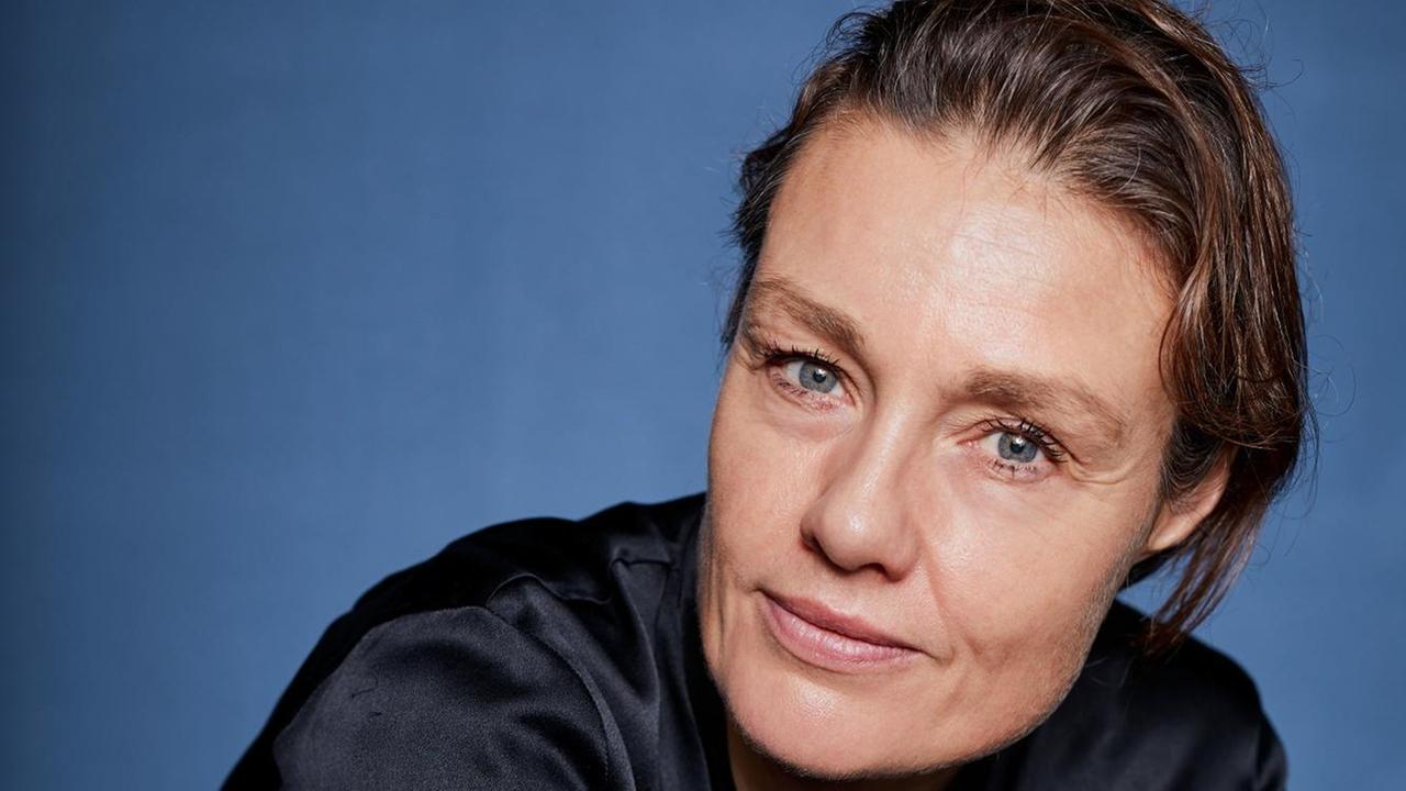 Katja Kraus ist eine ehemalige deutsche Fußballspielerin und Fußballfunktionärin. Katja Kraus ist eine ehemalige deutsche Fußballspielerin und Fußballfunktionärin.
