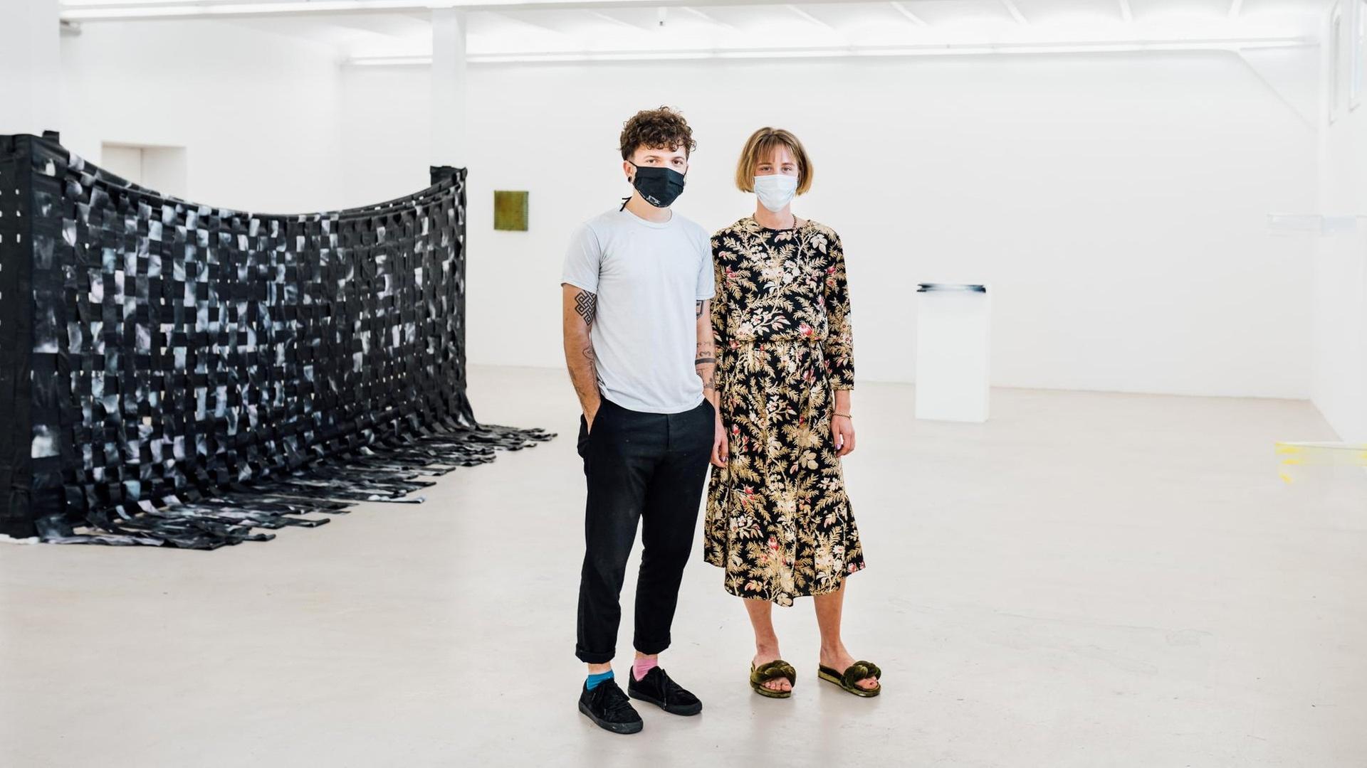 Rebekka und Francisco in der Galerie Mitte Rebekka und Francisco in der Galerie Mitte