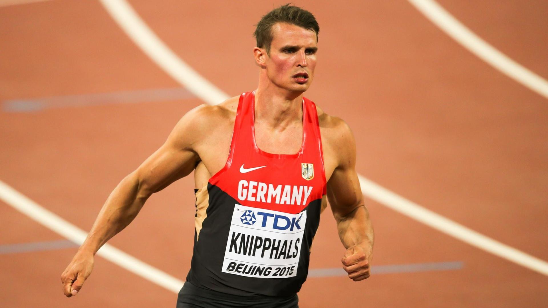 Der deutsche Sprinter Sven Knipphals während des 100-Meter-Laufs bei der Weltmeisterschaft in Peking 2015. Der deutsche Sprinter Sven Knipphals während des 100-Meter-Laufs bei der Weltmeisterschaft in Peking 2015.