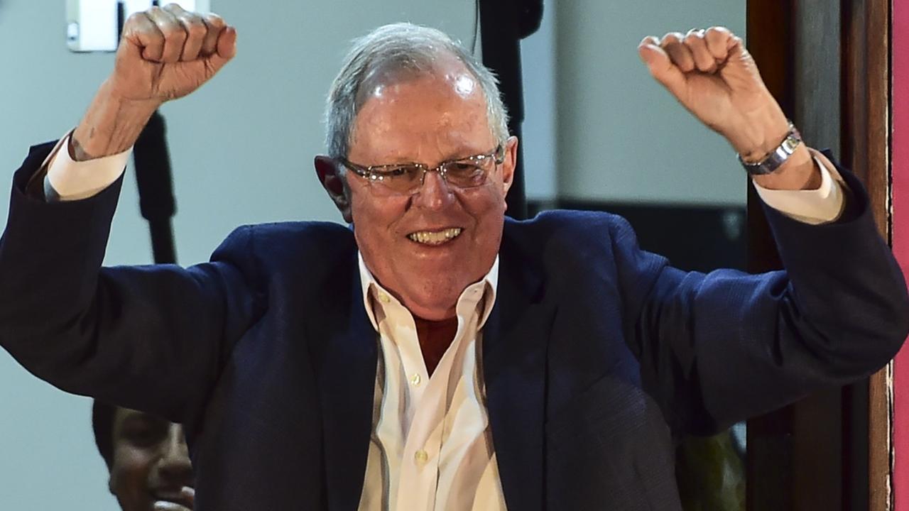 Pedro Kuczynski feiert seinen Sieg bei der Präsidentschaftswahl in Peru Pedro Kuczynski feiert seinen Sieg bei der Präsidentschaftswahl in Peru