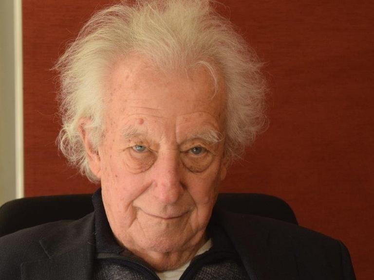 Der Komponist und Theologe Dieter Schnebel