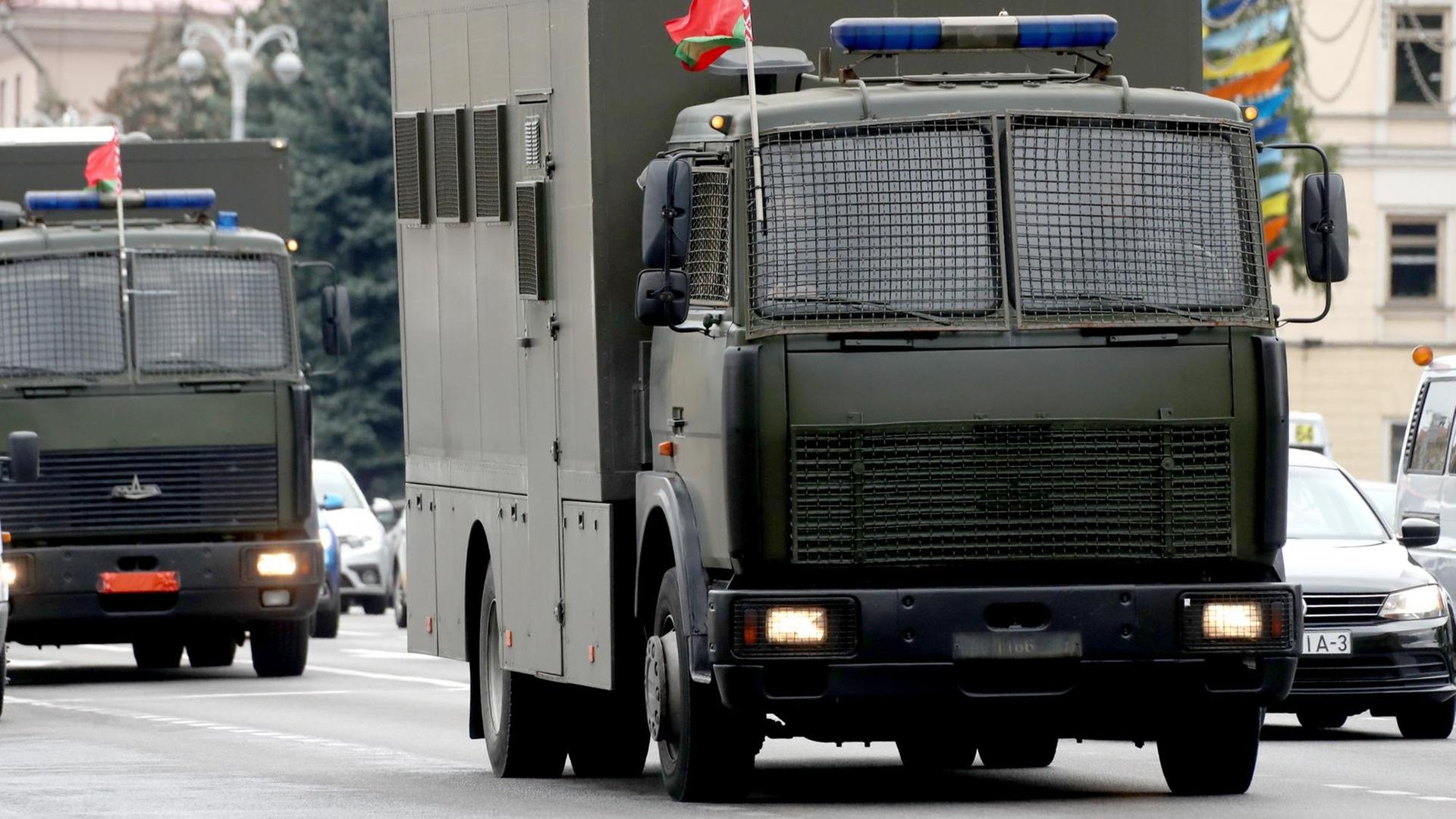 Die Polizei bringt sich in Minsk in Stellung. Die Polizei bringt sich in Minsk in Stellung.
