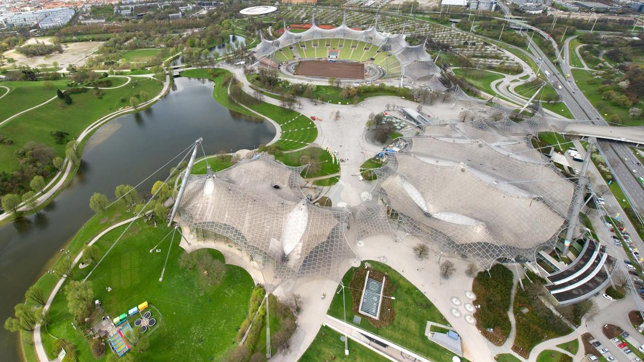 Der Olympiapark in München Der Olympiapark in München