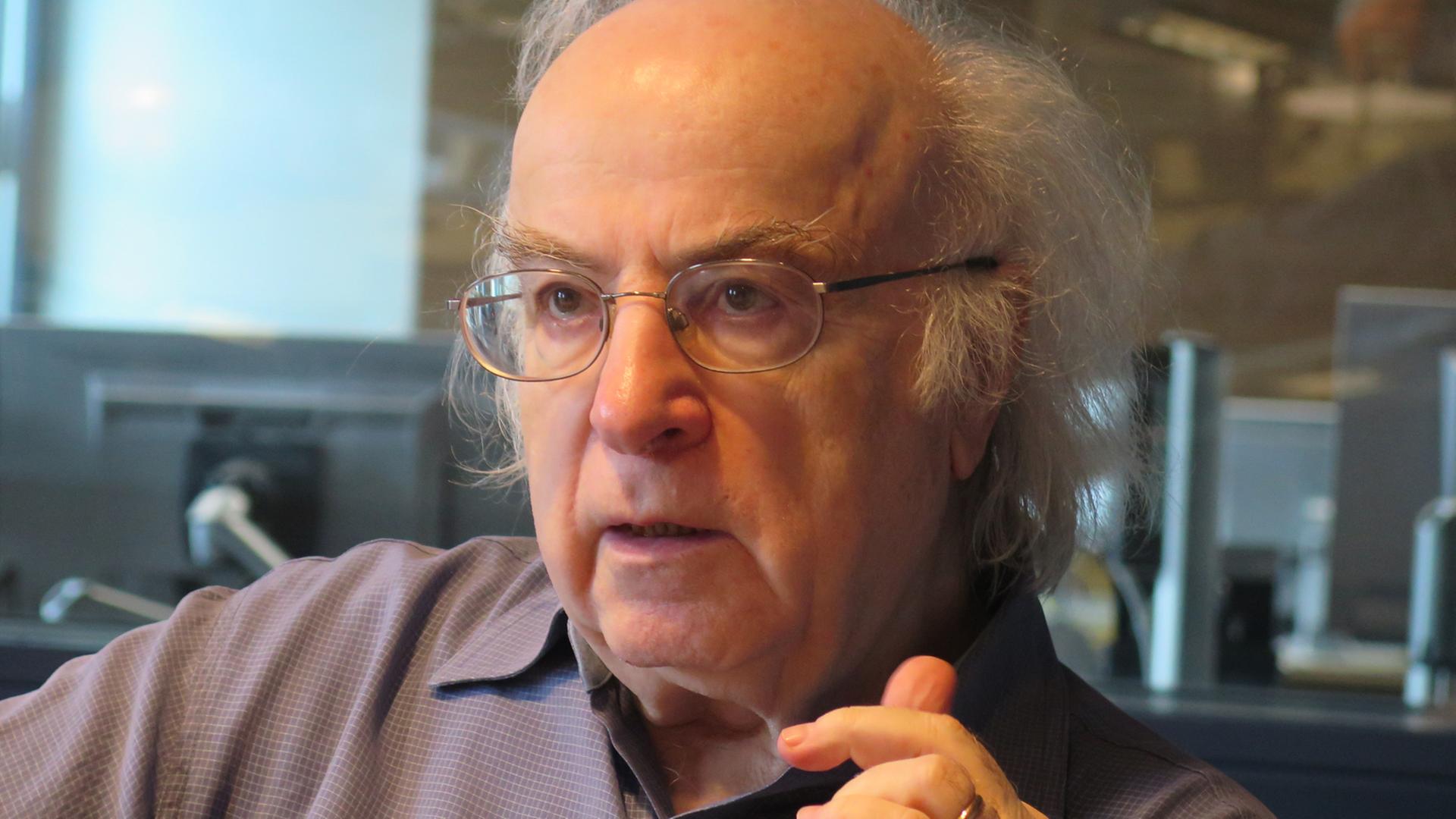 Der Schriftsteller Norman Manea zu Gast im Studio von Deutschlandradio Kultur. Der Schriftsteller Norman Manea zu Gast im Studio von Deutschlandradio Kultur.