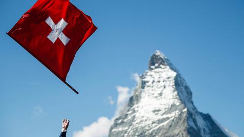 Ein Traumziel für Bergsteiger: das Matterhorn in der Schweiz.