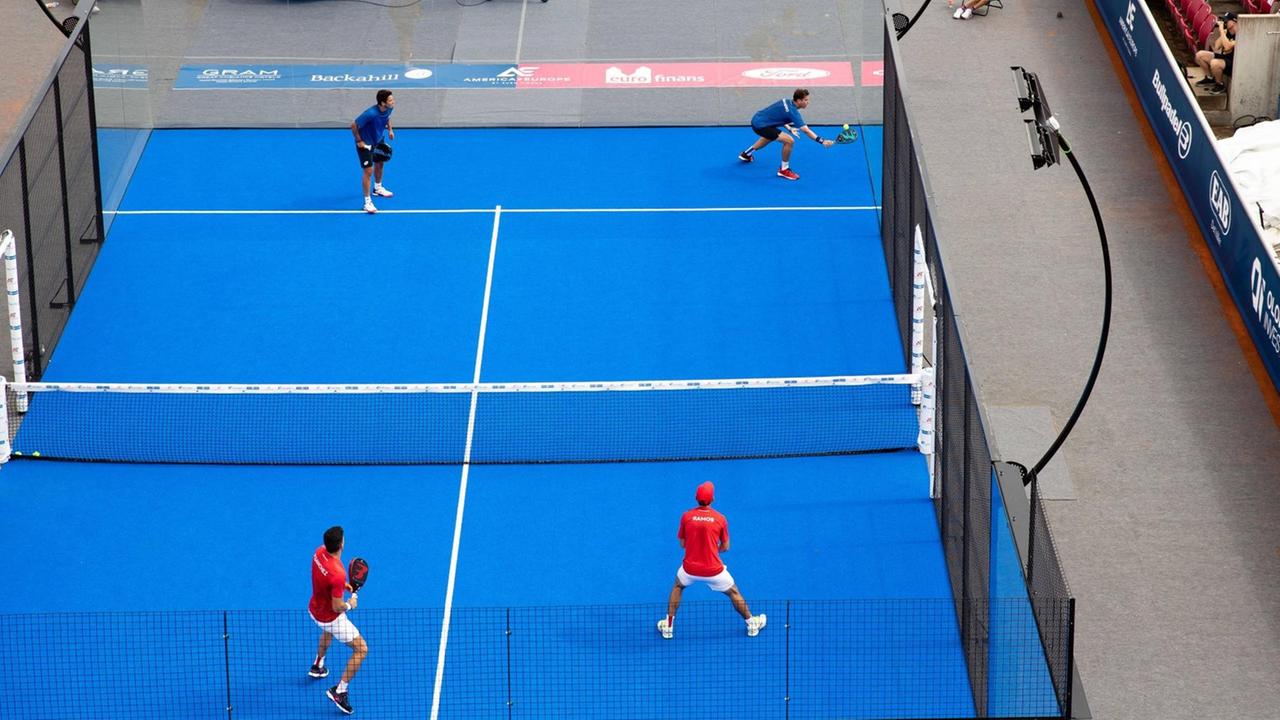 Voll in Aktion: Uri Botello und Paquito Navarro vom Team Europa (in Blau) im Spiel gegen Team USA. Voll in Aktion: Uri Botello und Paquito Navarro vom Team Europa (in Blau) im Spiel gegen Team USA.