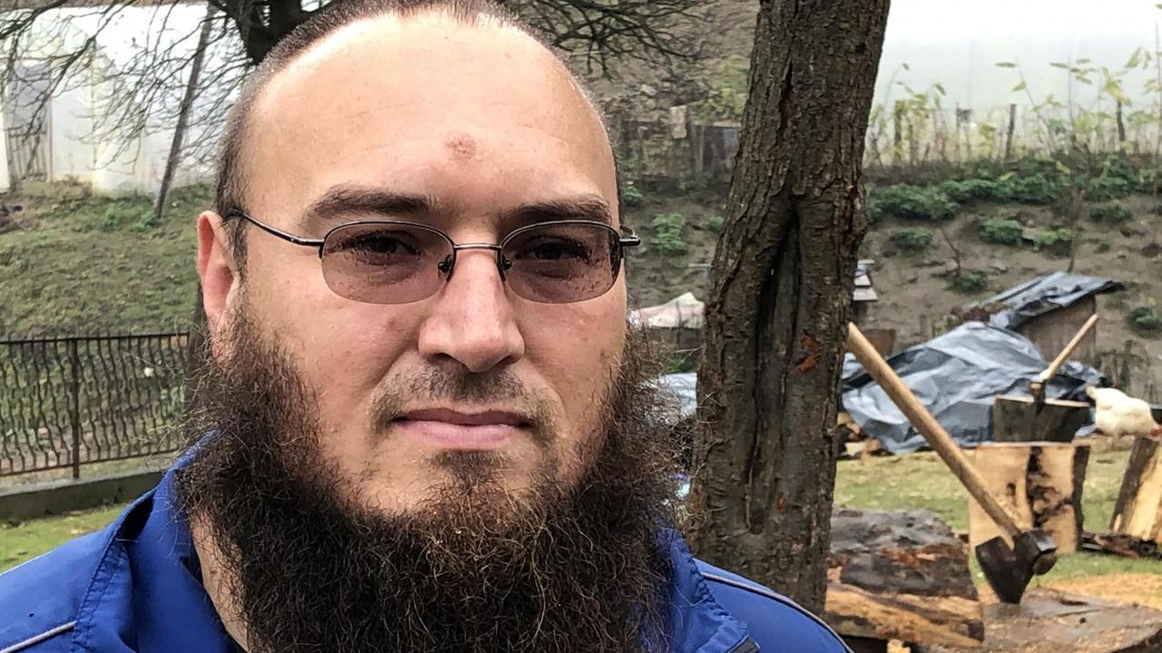Porträtaufnahme von Edis Bosnic Porträtaufnahme von Edis Bosnic