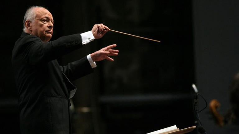 Dirigent Lorin Maazel im September 2010 bei einer Probe in Duisburg.