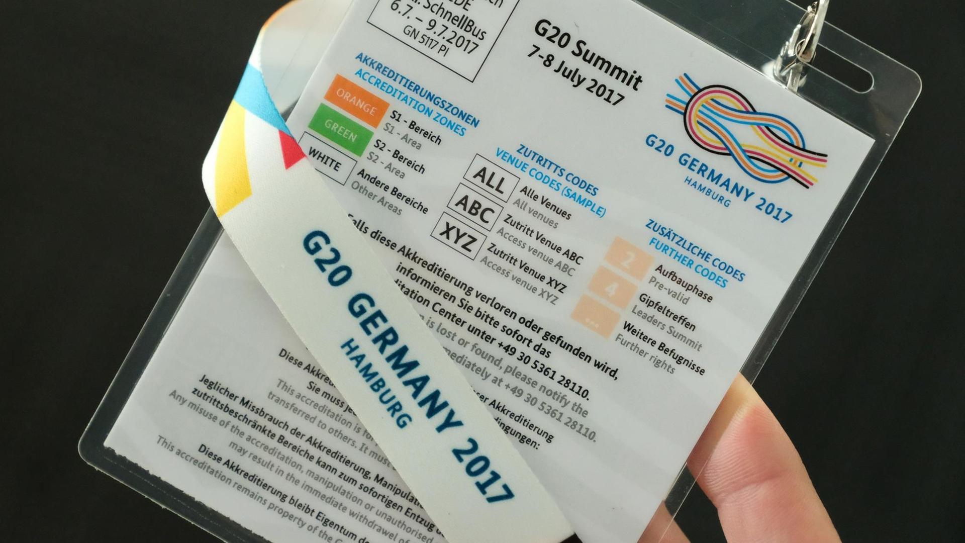 Rückseite der G20-Akkreditierung eines Journalisten Rückseite der G20-Akkreditierung eines Journalisten