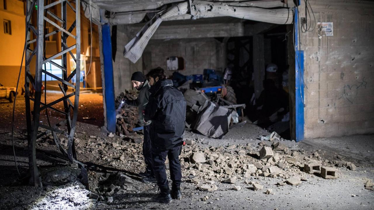 Three rockets fired from Afrin province of Syria hit TurkeyÖs southeastern border province of Kilis, 21st of Jan. 2017. Three rockets fired from Afrin province of Syria hit TurkeyÖs southeastern border province of Kilis, 21st of Jan. 2017.