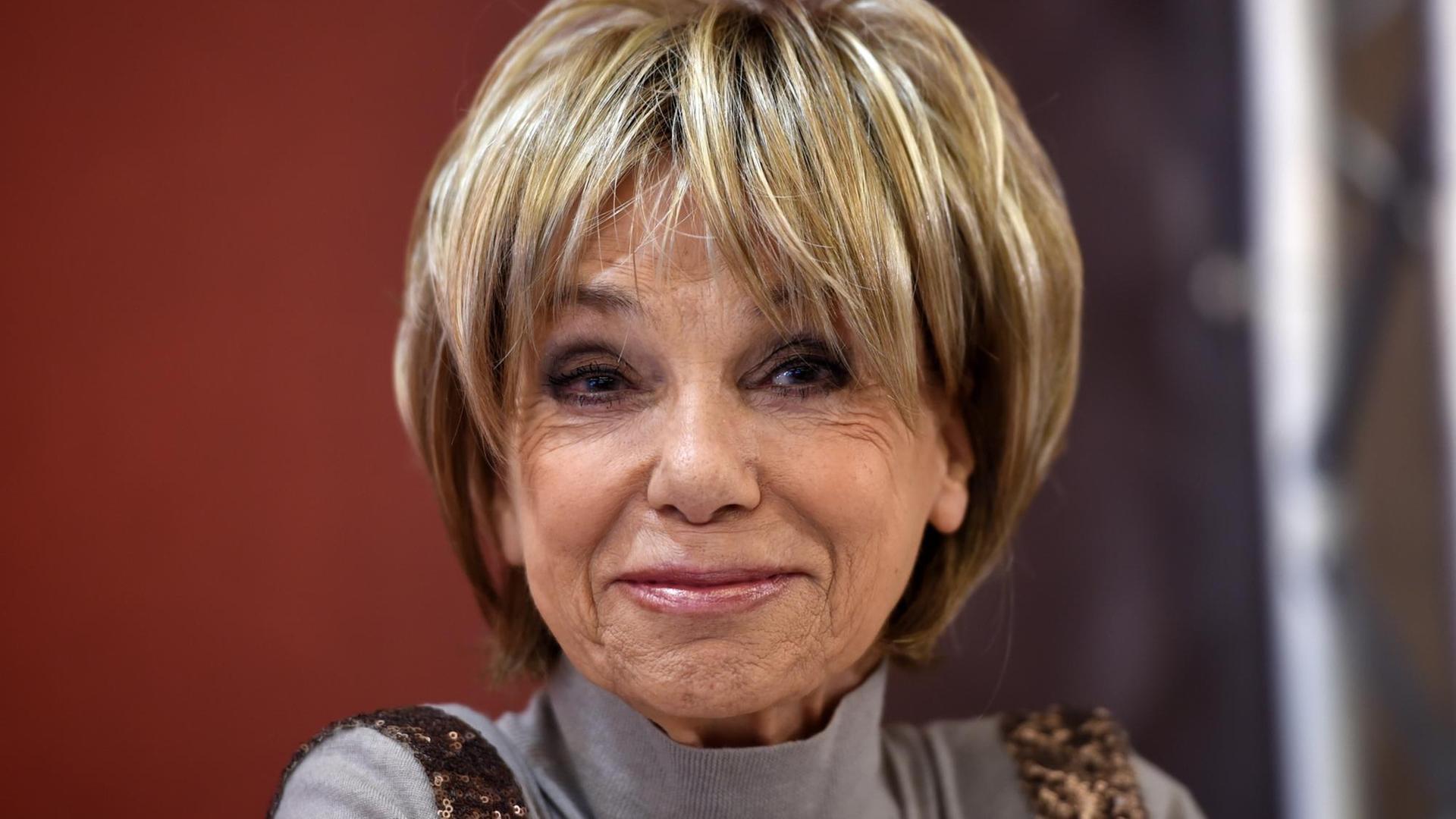 Schauspielerin Judy Winter verfolgt am 10.03.2015 in Bad Hersfeld (Hessen) die Pressekonferenz der Bad Hersfelder Festspiele. Schauspielerin Judy Winter verfolgt am 10.03.2015 in Bad Hersfeld (Hessen) die Pressekonferenz der Bad Hersfelder Festspiele.