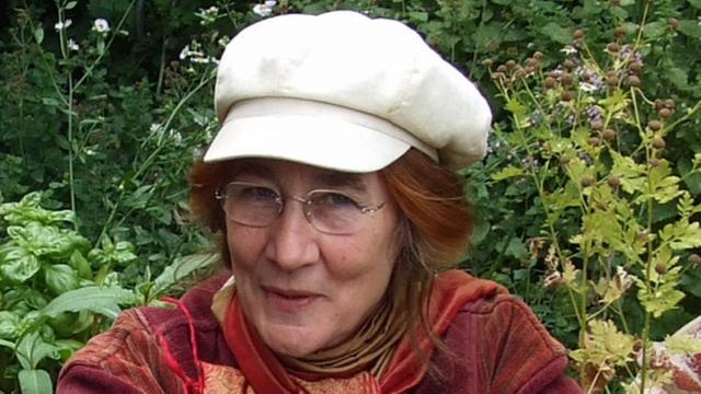 Elisabeth Meyer-Renschhausen, Expertin für Kleinstlandwirtschaft und städtisches Gärtnern