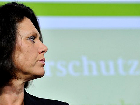 Die Verbraucherschutzministerin Ilse Aigner (CSU), aufgenommen im Landwirtschaftsministerium in Berlin bei einem Pressestatement.