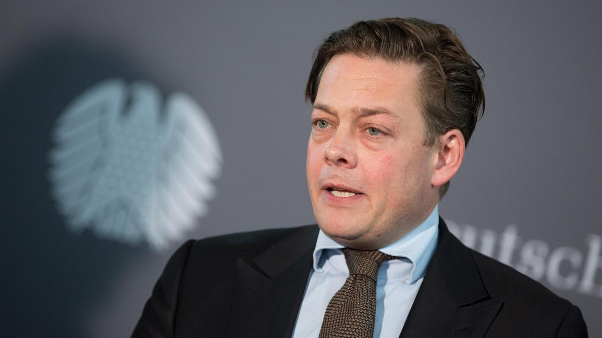 Der Grünen-Politiker Konstantin von Notz im Paul-Löbe-Haus in Berlin. Der Grünen-Politiker Konstantin von Notz im Paul-Löbe-Haus in Berlin.