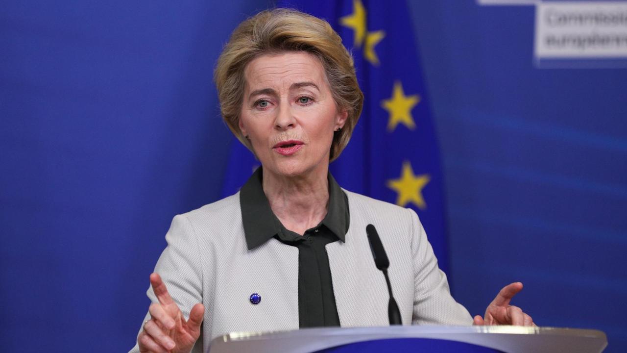 EU-Kommissionspräsidentin Ursula von der Leyen spricht im Dezember 2019 in Brüssel über den "Green Deal".