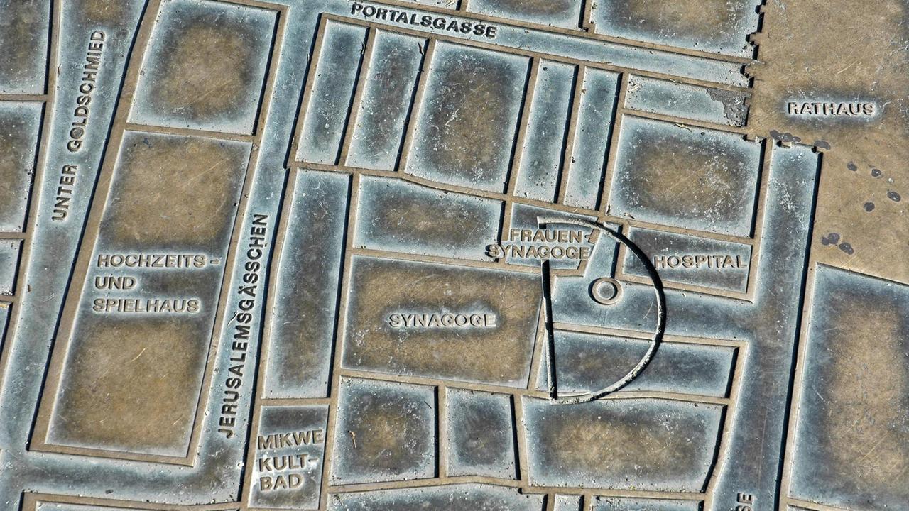 Plan des jüdischen Viertels, Rathausplatz in Köln, NRW. Plan des jüdischen Viertels, Rathausplatz in Köln, NRW.
