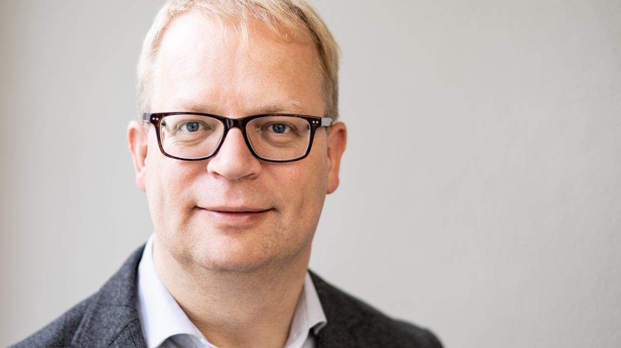 Benedikt Jürgens, Leiter des Kompetenzzentrums Führung in Kirche und kirchlichen Einrichtungen in Bochum Benedikt Jürgens, Leiter des Kompetenzzentrums Führung in Kirche und kirchlichen Einrichtungen in Bochum