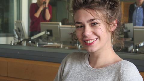 Ronja von Rönne zu Gast im Studio von Deutschlandradio Kultur.