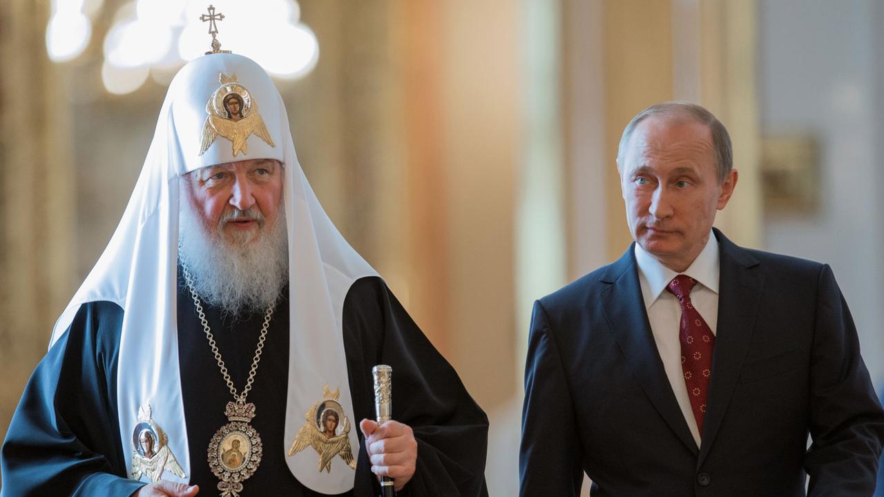 Der russische Präsident Wladimir Putin und Patriarch der russisch-orthodoxen Kirche Kyrill im Juli 2013 in Moskau.