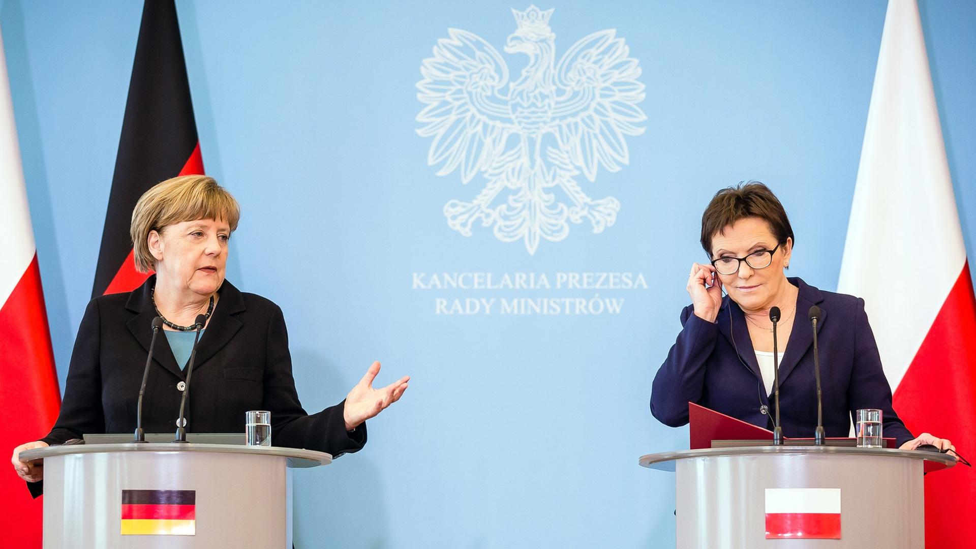 Bundeskanzlerin Angela Merkel und die polnische Ministerpräsidentin Ewa Kopacz bei den deutsch-polnischen Regierungskonsultationen.